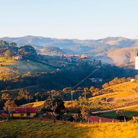 Chale Caminho Das Flores Santo Antônio do Pinhal Exteriör bild